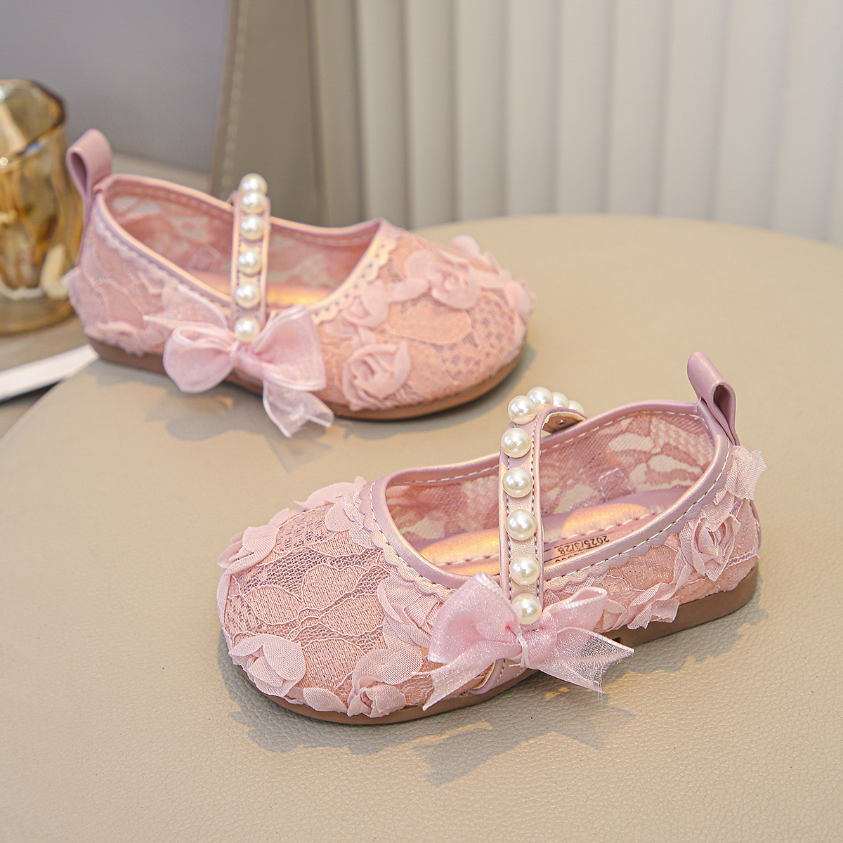 Sweet Princess Fan Girls Pink Lace Single Shoes Pearl Bow Flower Decoration