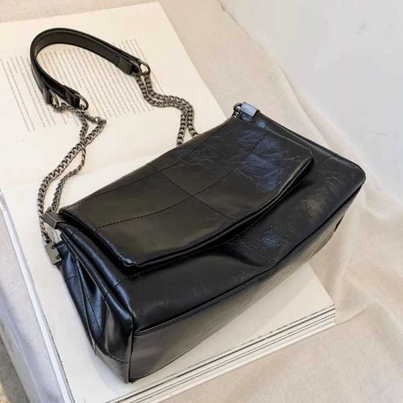 Fashion Womens Commuter Bags Niche Chain Crossbody Bag Ladies Shoulder Large Capacity Handbag Cross Square PU Y250730