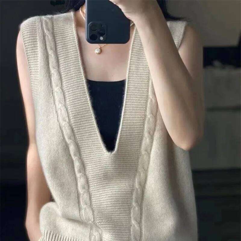 Designer Clothing 2025 Wool Cashmere Women V-Neck Thick Sleeveless Wild Sweater Autumn Large Size Waistcoat Knit Vest Pullover