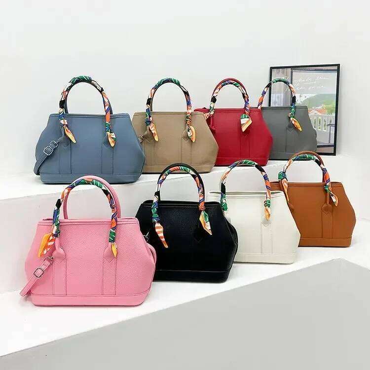 Single Shoulder Oblique Span Ladies Personality Leisure New Women's Bag All-Matching Large Capacity Handbag