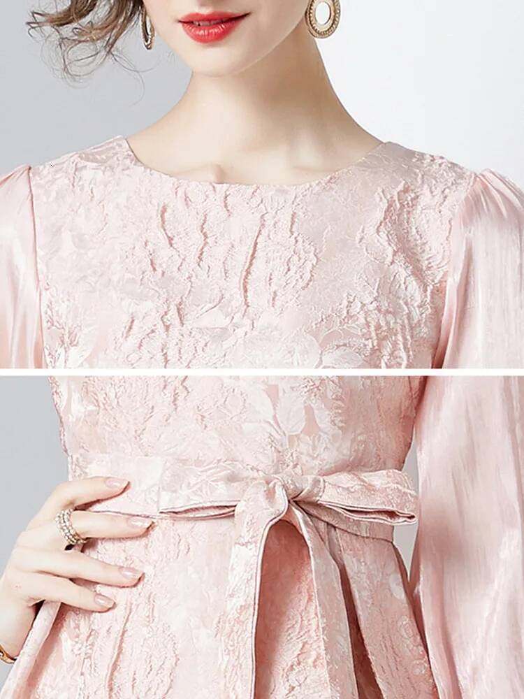 High End Light New Autumn Tmperament Jacquard Dress Women's Fashion O-Neck Long Sleeve Lace Up Dresses dongdumaoyi