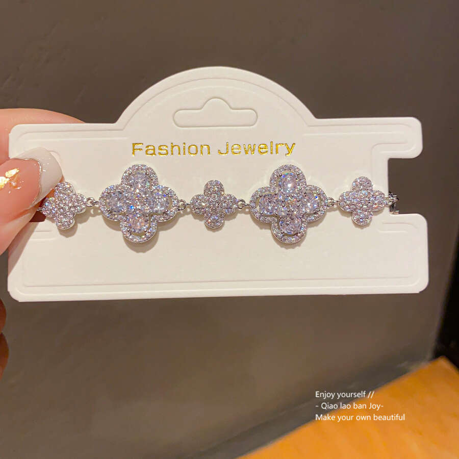 designer Korean Style Super Shiny Zircon Hollow Flower Light High-end Feel Bracelet Niche Fashion Exquisite Jewelry for Women