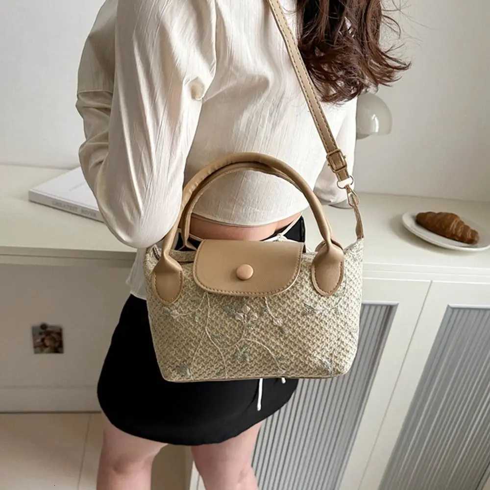 Handmade Braid Straw Bag Large Capacity Shoulder Bags Rattan Woven Handbags Messenger Bag Fashion Summer Beach Crossbody Bag Y250730