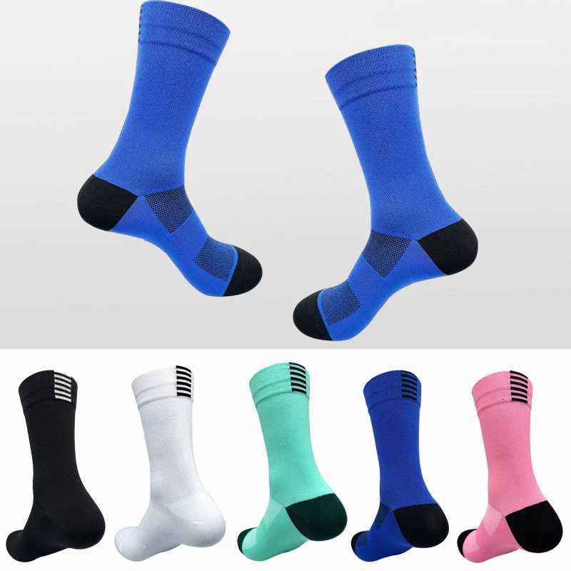 3 Pairs New Cycling Socks Men Breathable Mesh Running Socks Quick Dry Mid Tube Cycling Sports Racing Road Bicycle Socks MTB Bike Z250731