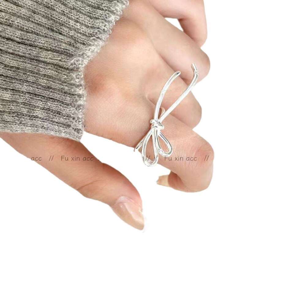 Korean Style Personality Bowknot Ring for Women, Niche Design, High-end Feel, Open Adjustable Index Finger Ring, Fashionable Versatile Hand Accessory 