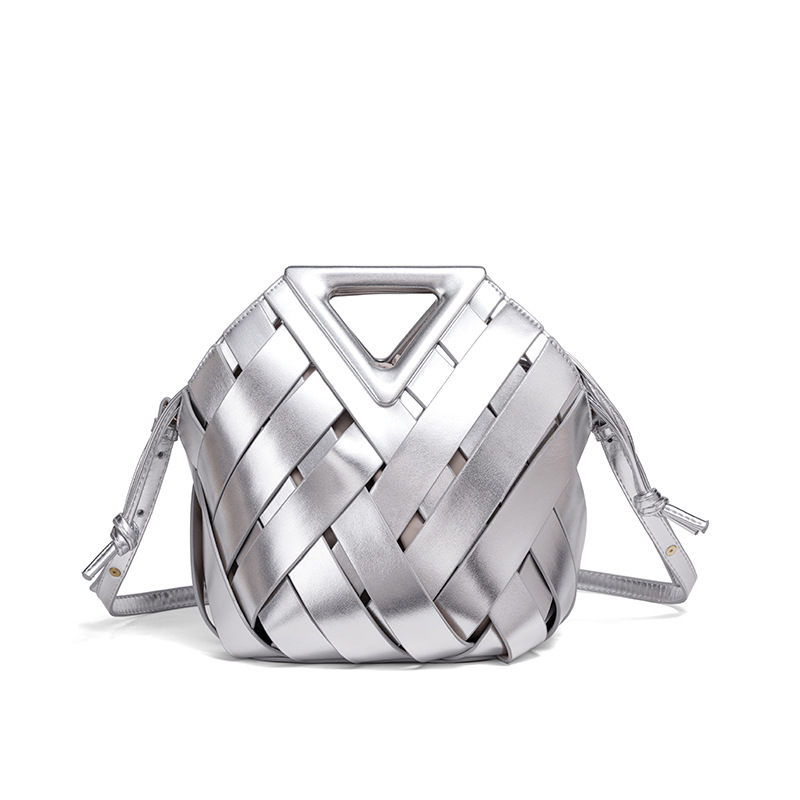Totes Large capacity handbag triangle bag 2025 new hand-held clip bag diamond grid woven dinner bag