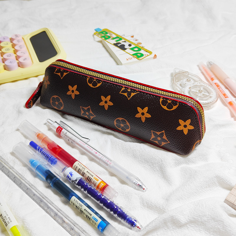 Classic printed leather stationery bag , Student large-capacity pen case ,Fashionable patterns