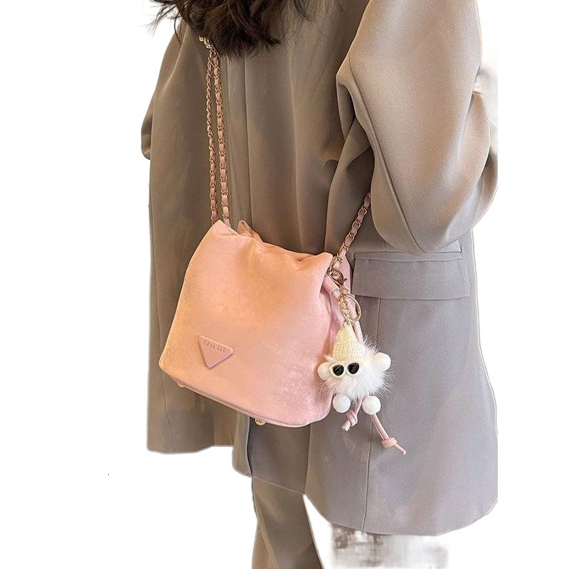 Designer Bag Trendy Niche Drawstring Chain Bag Bucket Bag Luxury Bag Crossbody Bag 2024 New Fashion Versatile Casual Small Bag Tote Bag