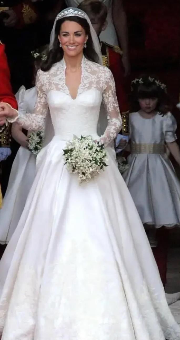 customized White A Line Wedding Dresses V Neck Sheer illusion Long Sleeves Appliqued Lace stain Kate Middleton Buttons Back Royal Bridal Gown ZD19