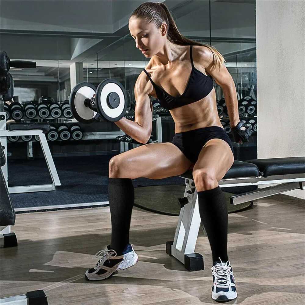 4 Pair Compression Stockings Men Women Socks Fit Pregnancy Edema Varicose Veins Hiking Running Flight Marathon Sports Socks Z250731