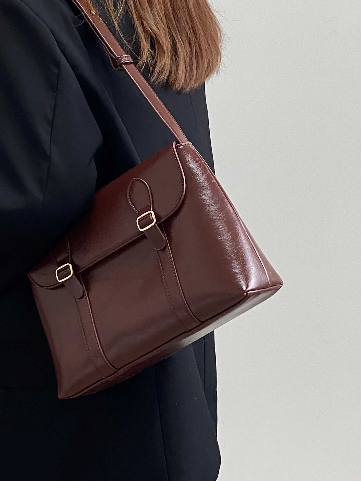 Vintage Womens Shoulder Bag Large Capacity Ladies Tote Purse Handbags Pu Leather Female Messenger Bags College Book Bag Y250730