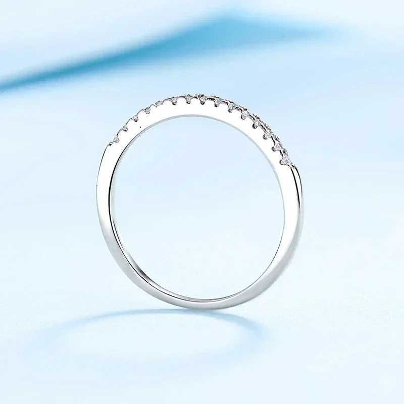 925 Sterling Silver Moissanite Ring with White Gold Plated Lab Diamond Eternity Band Engagement Wedding Rings for Women y250730