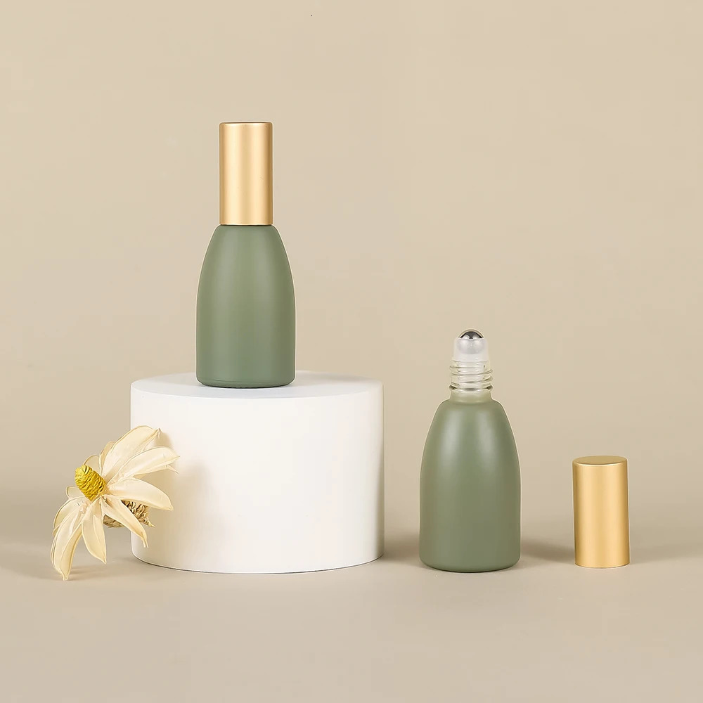 10 Pcs Pink/Green Essential Oil Roller Bottles 12ml Empty Protection Leakproof with 5 Funnel and 5 droppers for Travel Perfume 250726