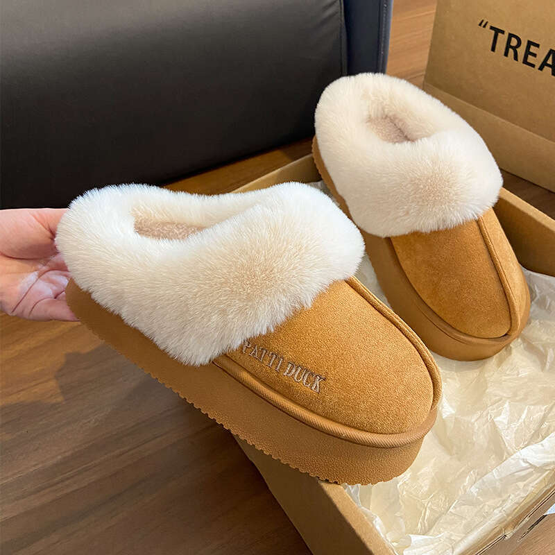 Suede Cotton for Women, Outdoor Wear, Autumn and Winter 2024 New Thick-Soled Indoor Warm Non-Slip Furry Slippers