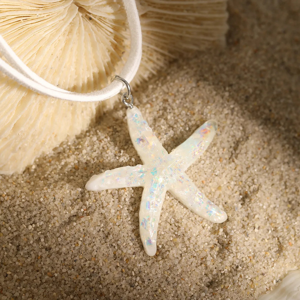 2024 Multi layered Creative Rope Chain Fashion Beach Jewelry Gift Girl Boho White Blue Starfish Pendant With Necklace Womens 250716