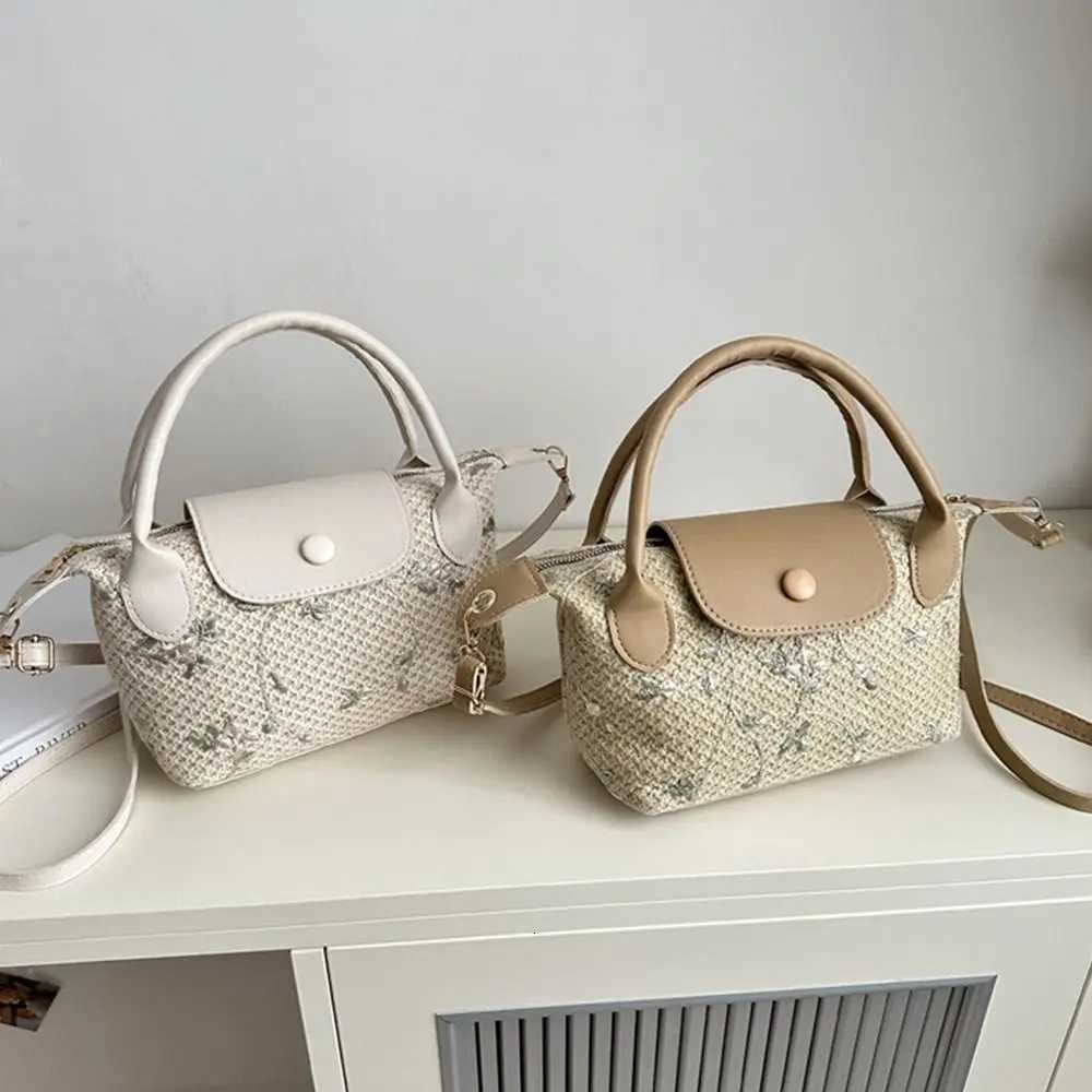 Handmade Braid Straw Bag Large Capacity Shoulder Bags Rattan Woven Handbags Messenger Bag Fashion Summer Beach Crossbody Bag Y250730