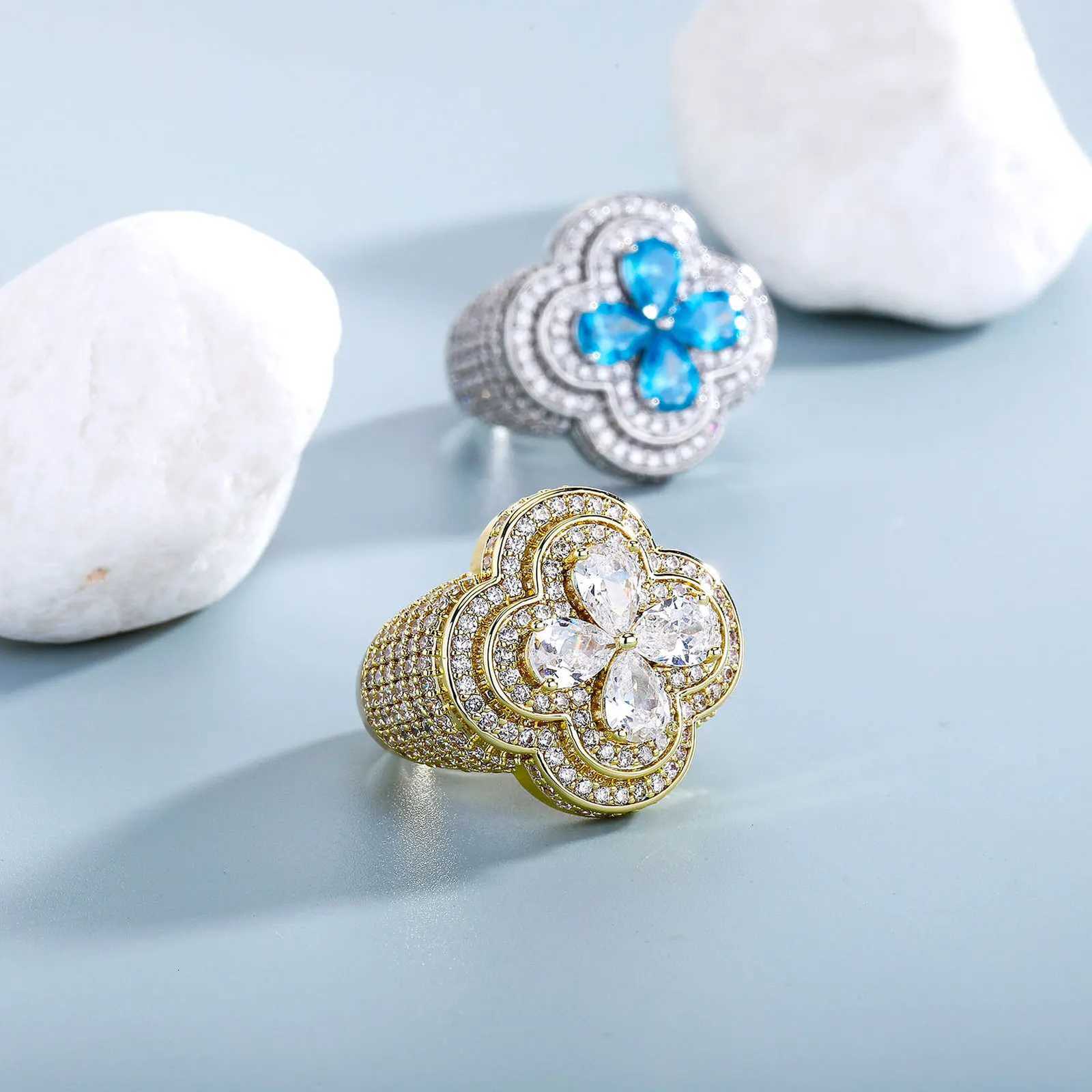 TOPGRILLZ Iced Out Colorful Four Leaf Flower Ring Bling Micro Paved Cubic Zirconia Punk Rings For Men Women Jewelry y250730