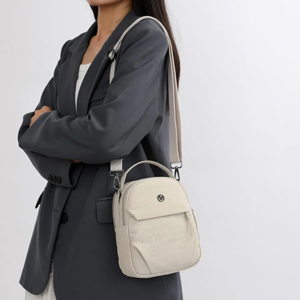 MultiLayer Shoulder Crossbody Bag for Women Solid Color MultiPocket Versatile Commuting Travel Shopping Mothers Gift Sac 250725