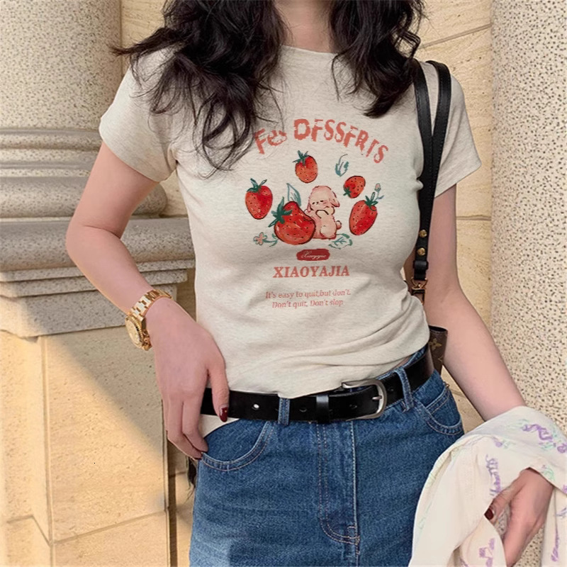 2025 Summer New Retro Style Cartoon Strawberry Rabbit Women's T-shirt Sweet and Spicy Casual Versatile Designer T-shirt Designer Top