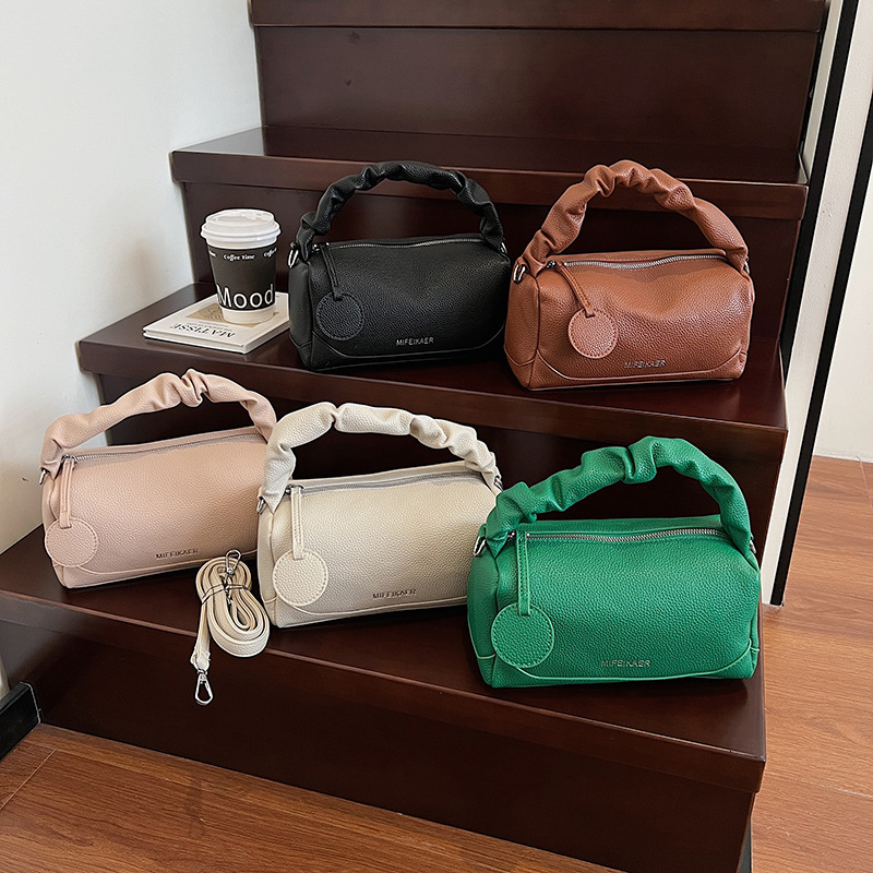 Niche Light Luxury Handheld Boston for Women 2025 New Fashion Soft Leather High-end Feel Single Shoulder Crossbody Bag ddmymoon