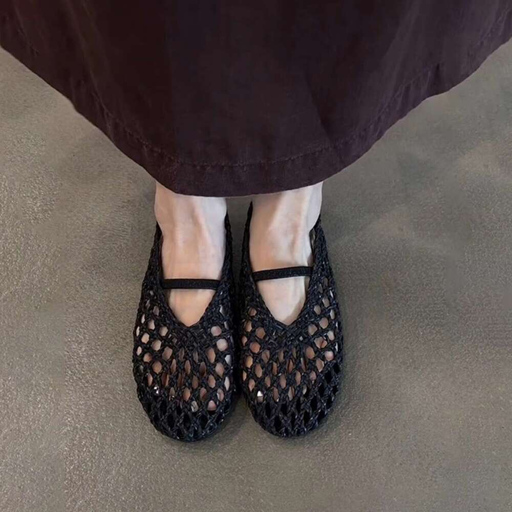 French Style Silver Woven Hollow Breathable Niche Flat Sandals Summer Shallow Mouth One-Strap Round Toe Single Shoes for Women
