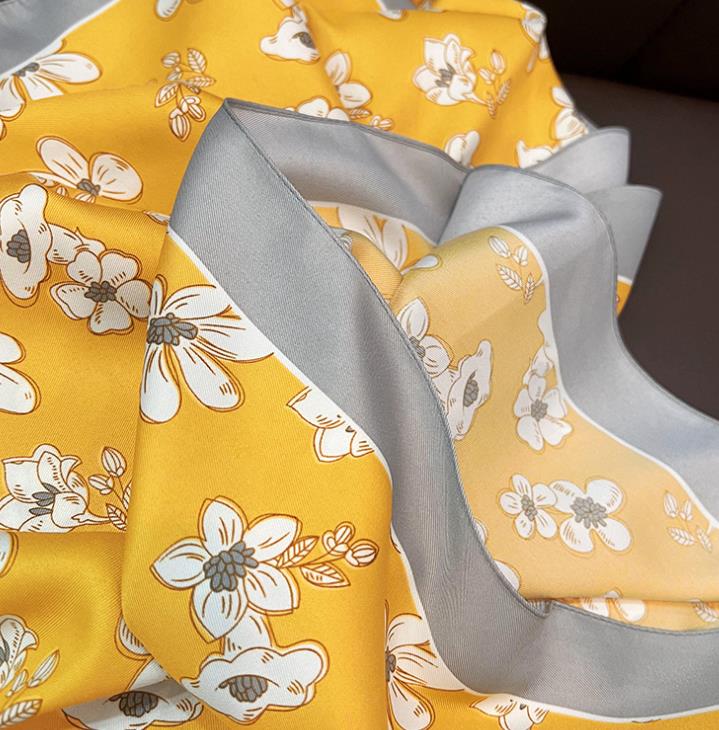 Silk Scarf for Women Elegant Square Scarf Versatile for Spring Autumn and Winter Fashionable and Stylish Cherry Blossom Shawl Silk Scarf 250726