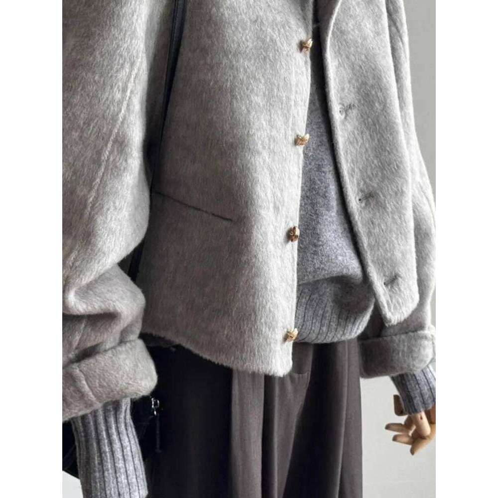 Xiaoxiangfeng Gray Woolen Coat For Women, 2024 Autumn And Winter New Style, High-End Temperament Short Jacket 250728