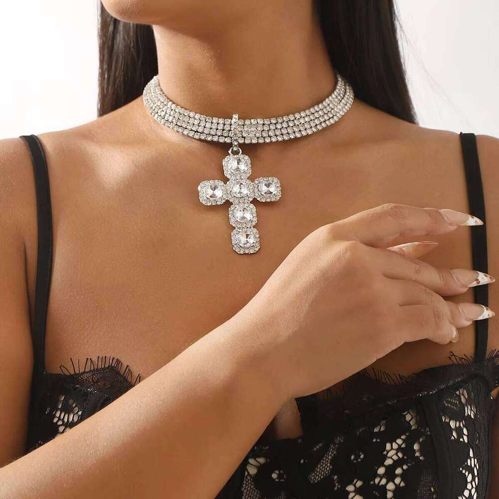 European American High-End Women's Hip-Hop Stylish Choker Necklace Gold Plated Dia Cross Collar Link Alloy Trendy Chains