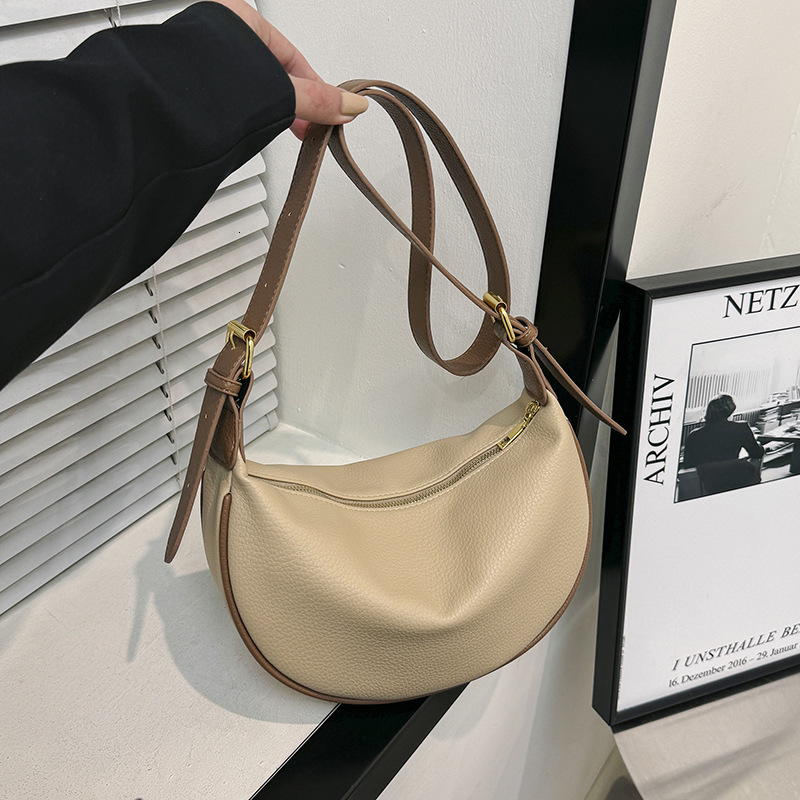 Cross border soft leather large capacity women's armpit bag new multifunctional crossbody bag designer bag retro dumpling bag