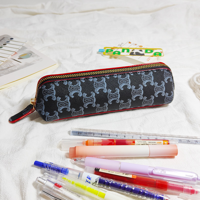 Classic printed leather stationery bag , Student large-capacity pen case ,Fashionable patterns