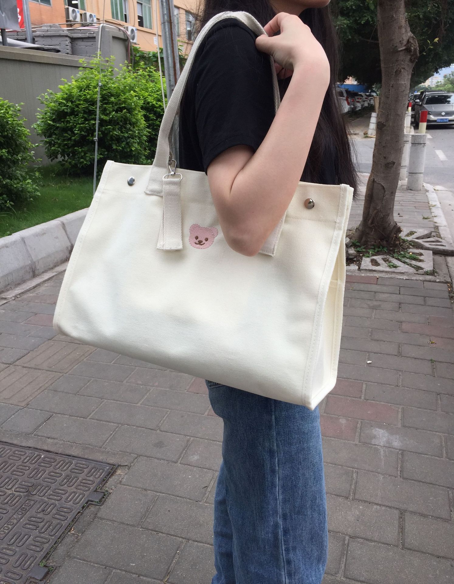 Designer Luxury Bag Bag Exclusive Casual Simple Versatile Bear Embroidered Mommy Bag Canvas Bag For Moms Going Out Mother And Baby Tote Bag Tote Bag