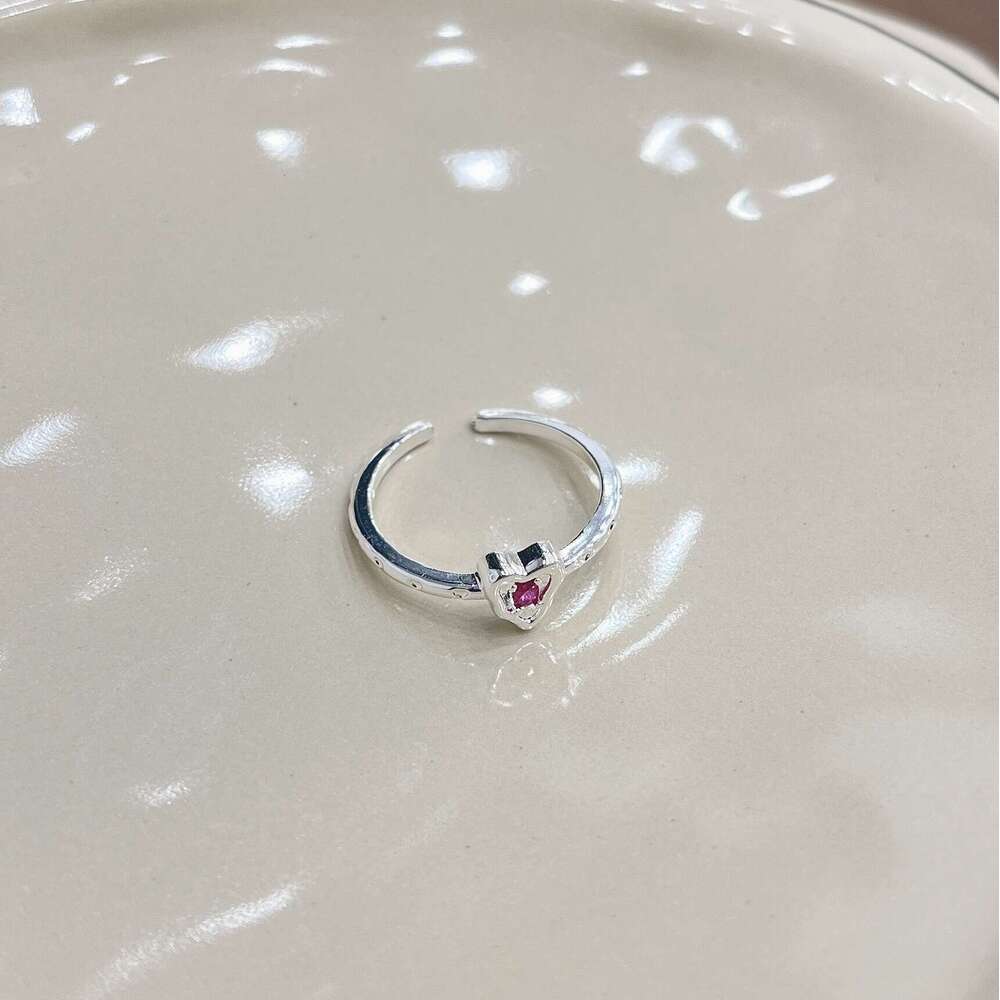 2025 New Korean Style Silver Heart Zircon Open for Women, Light Luxury, Exquisite, High-end Adjustable Ring 80d