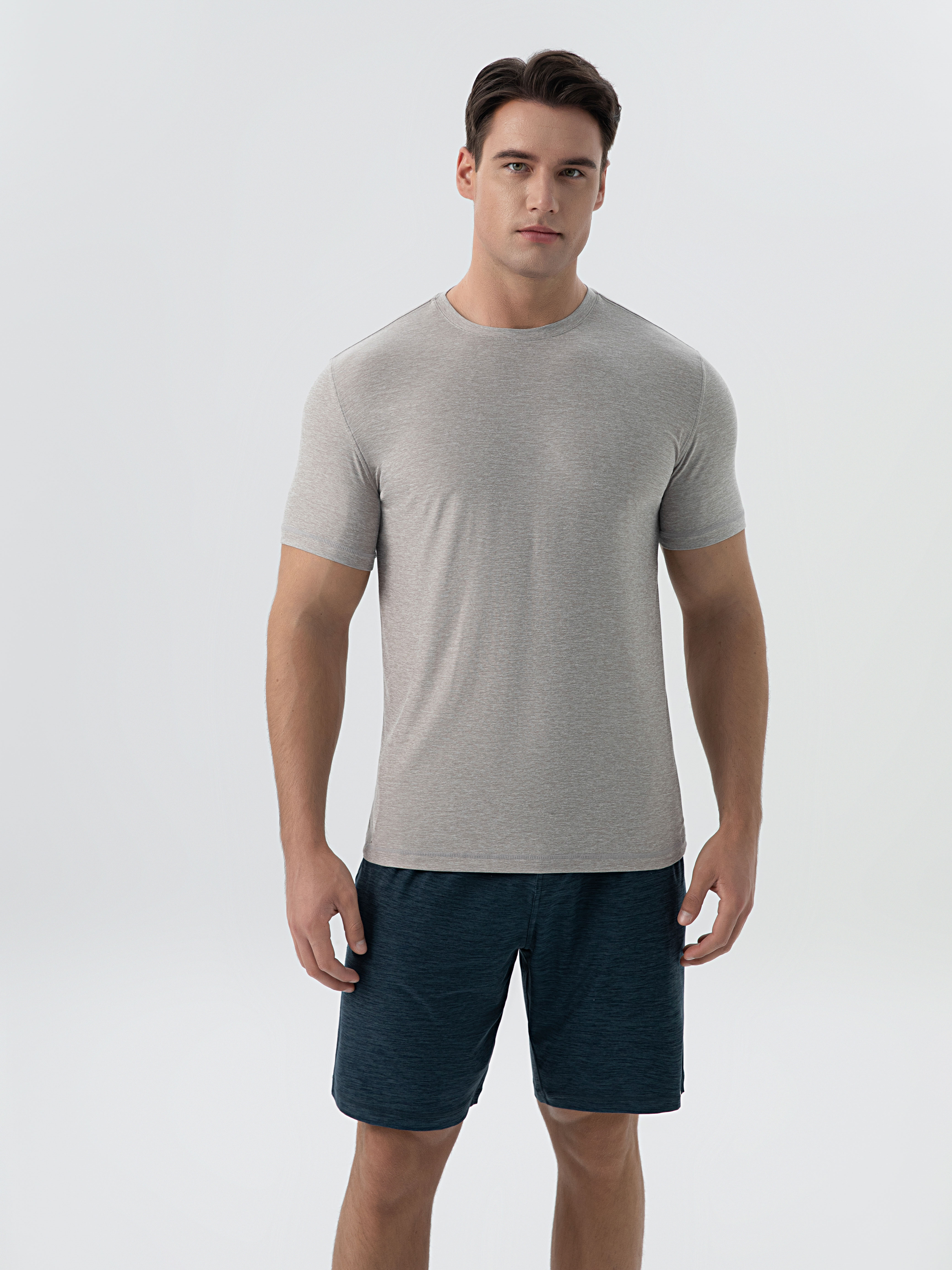 Men's Lightweight Cotton T-Shirt - Breathable Fabric & Durable Construction