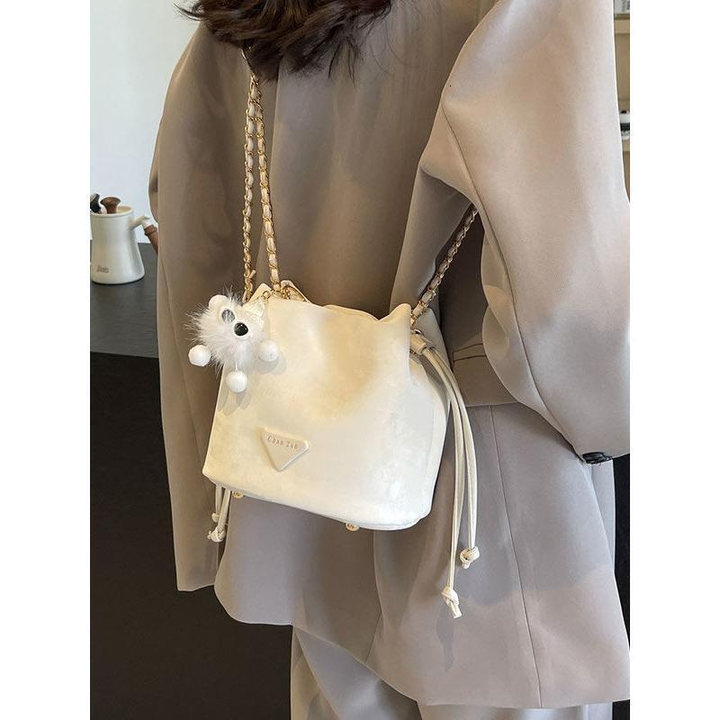 Designer Bag Trendy Niche Drawstring Chain Bag Bucket Bag Luxury Bag Crossbody Bag 2024 New Fashion Versatile Casual Small Bag Tote Bag