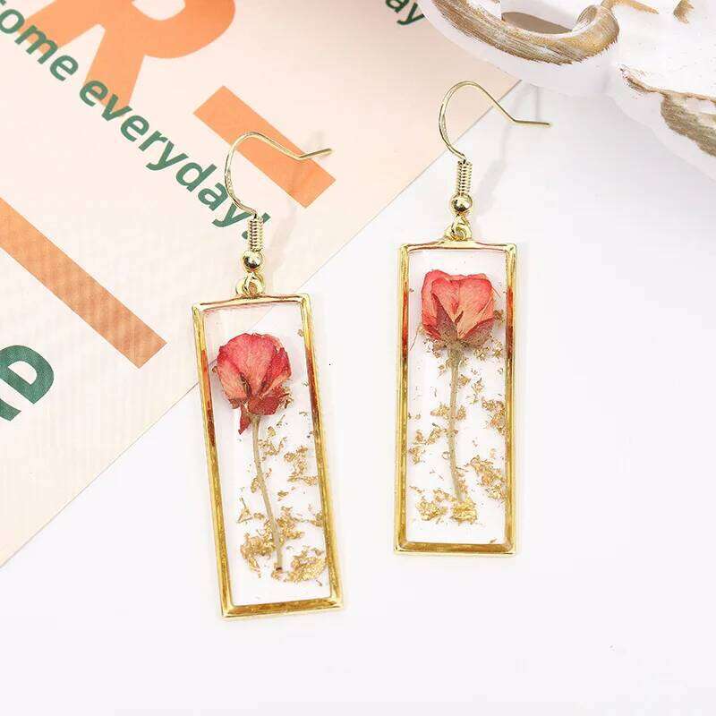 Elegant Real Women Unique Epoxy Resin Earring Wholesale Statement Jewelry Flower Pressed Earrings