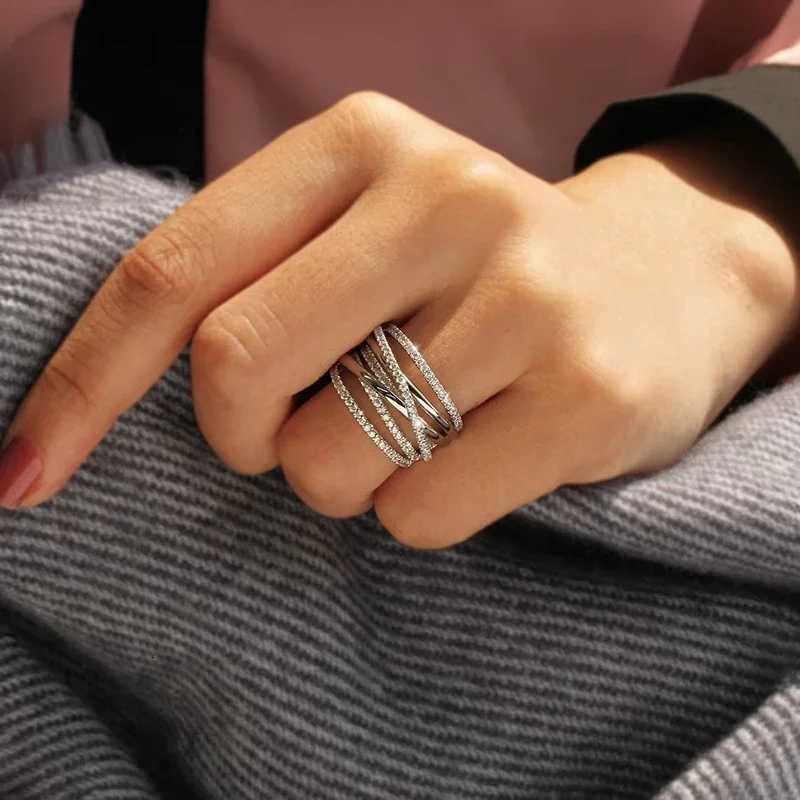 8-Color Silver Multi-Cross Design Rings for Women Full AA Cubic Zirconia Modern Fashion Female Rings Wedding Party Jewelry y250730