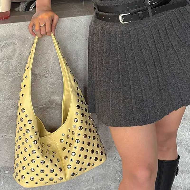 FAshion Punk Metal Bucket Bag High Quality Yellow Underarm Shoulder Tote Bag 2025 New Trendy Motorcycle Bag Womens Bags Y250730