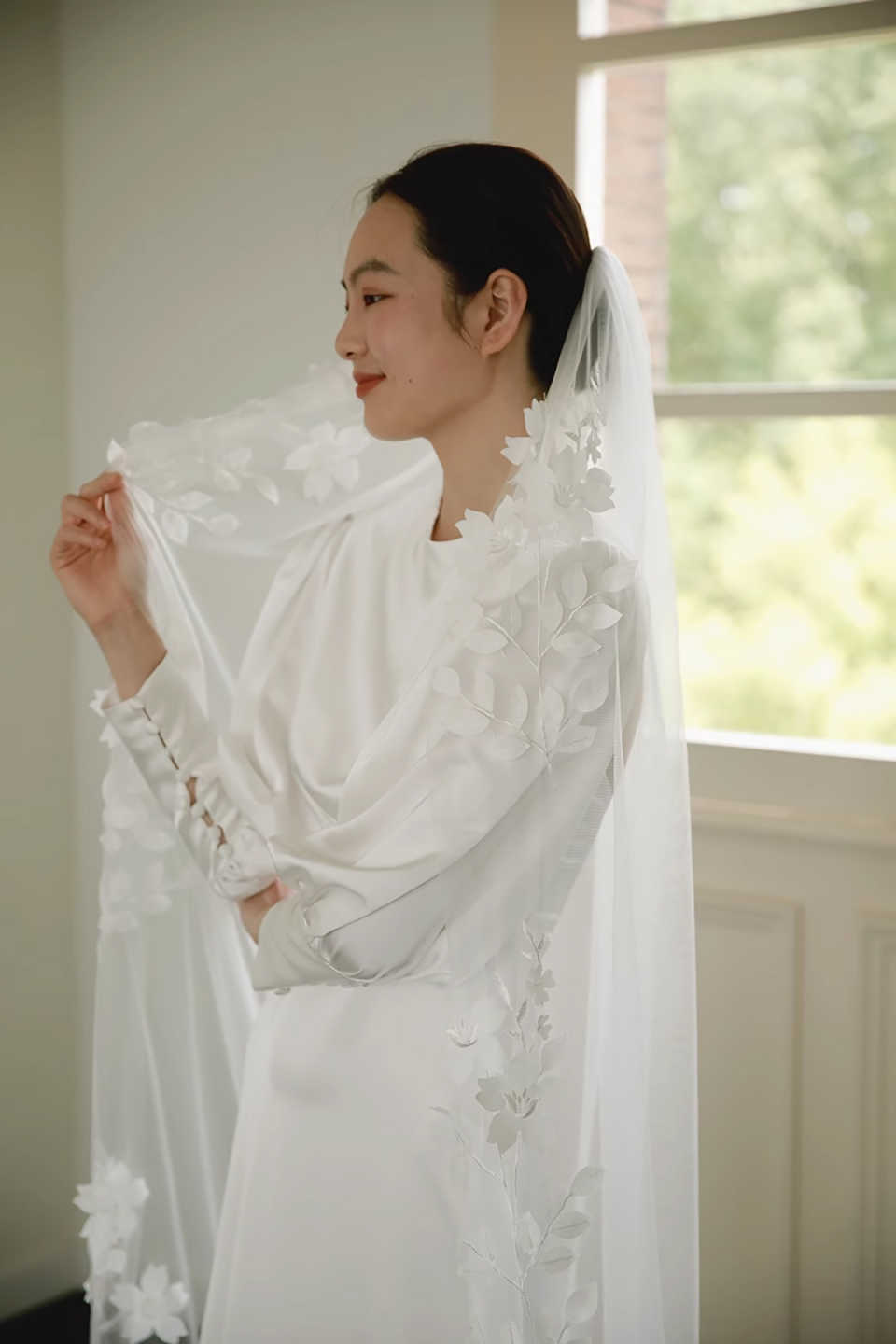 Wedding Veils Applique Edge Long Cathedral One Layer Bridal Veil With Comb For Bridal Wedding Accessories
