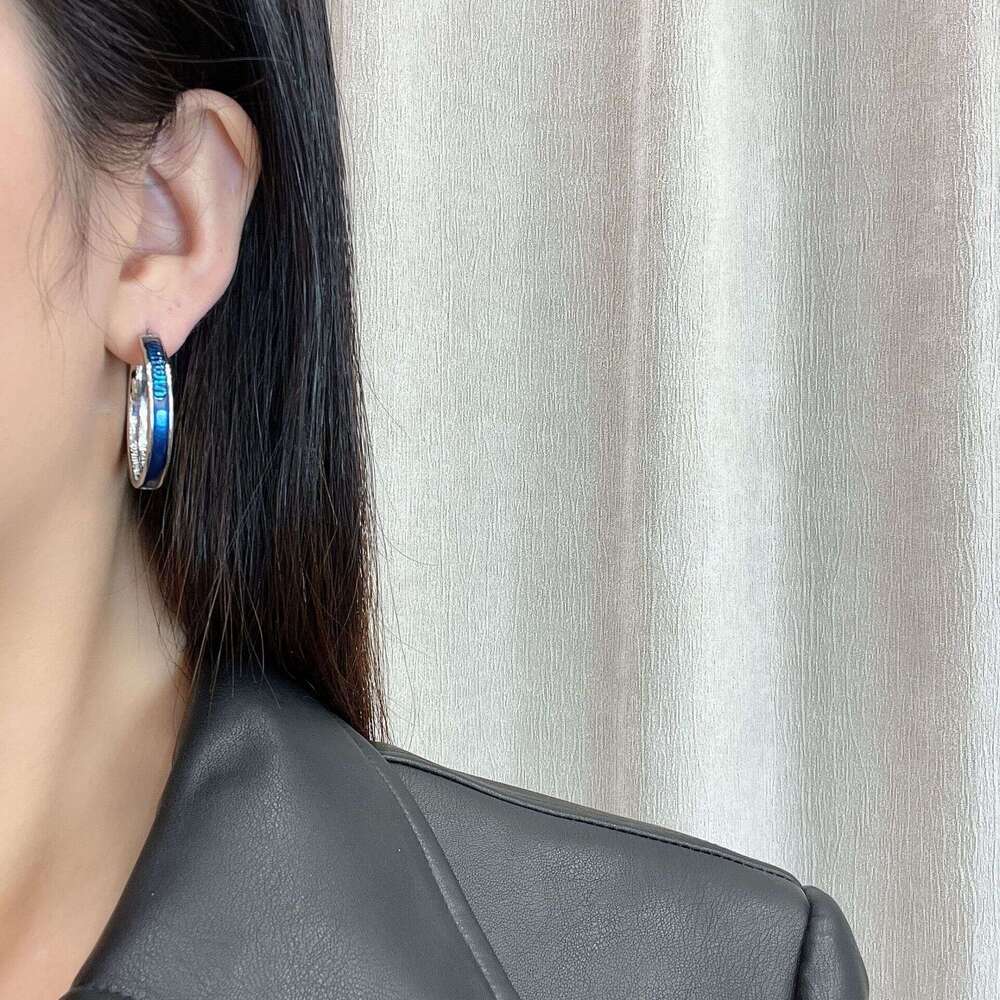 Letter Large Hoop Earrings for Women, Light , Niche Design, High-end Fashion, Elegant Hoops, Clips, Ear Accessories 74d