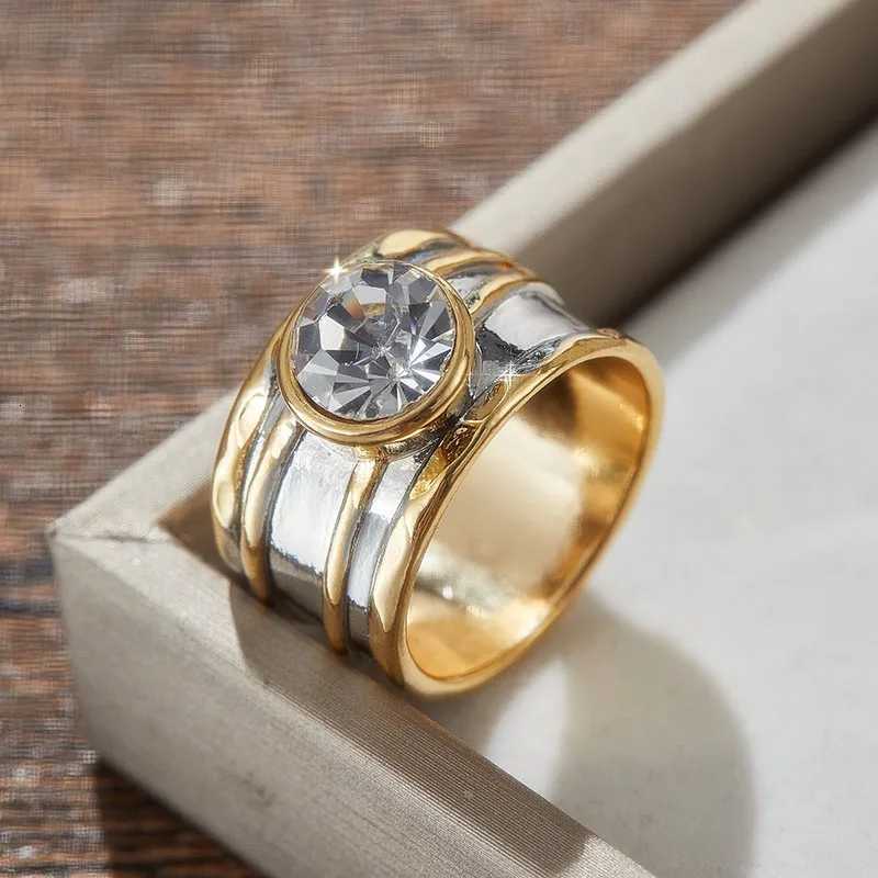Fashion Niche Geometric Retro Wide Face Inlaid Zircon Ring for Women Men High-end Design Sense Personalized Party Jewelry Gift y250730