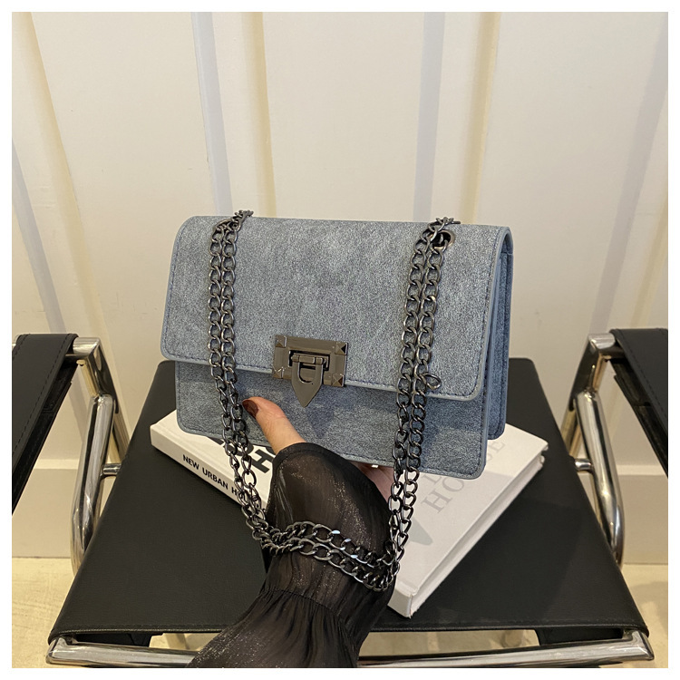 Designer Bag 2025 Summer New Korean Style Chain Bag For Women Luxury Bag Simple Personality Ins Single Shoulder Crossbody Bag Trendy Fashionable Small