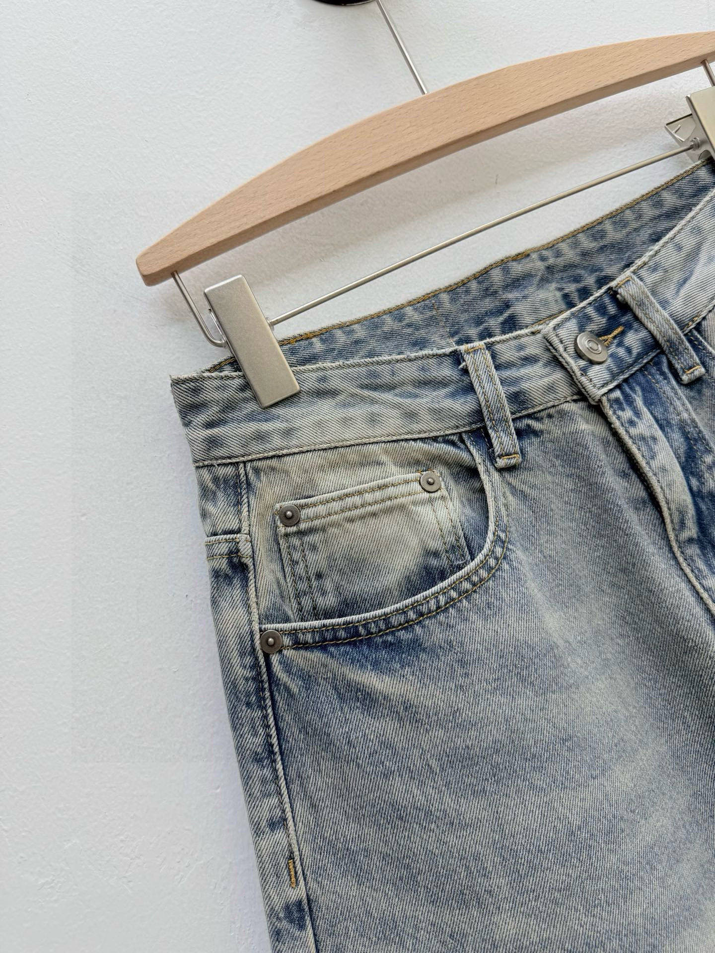 L Brand Denim jeans outdoor mens and womens designer brand luxury gift Valentines Fathers Christmas.M286