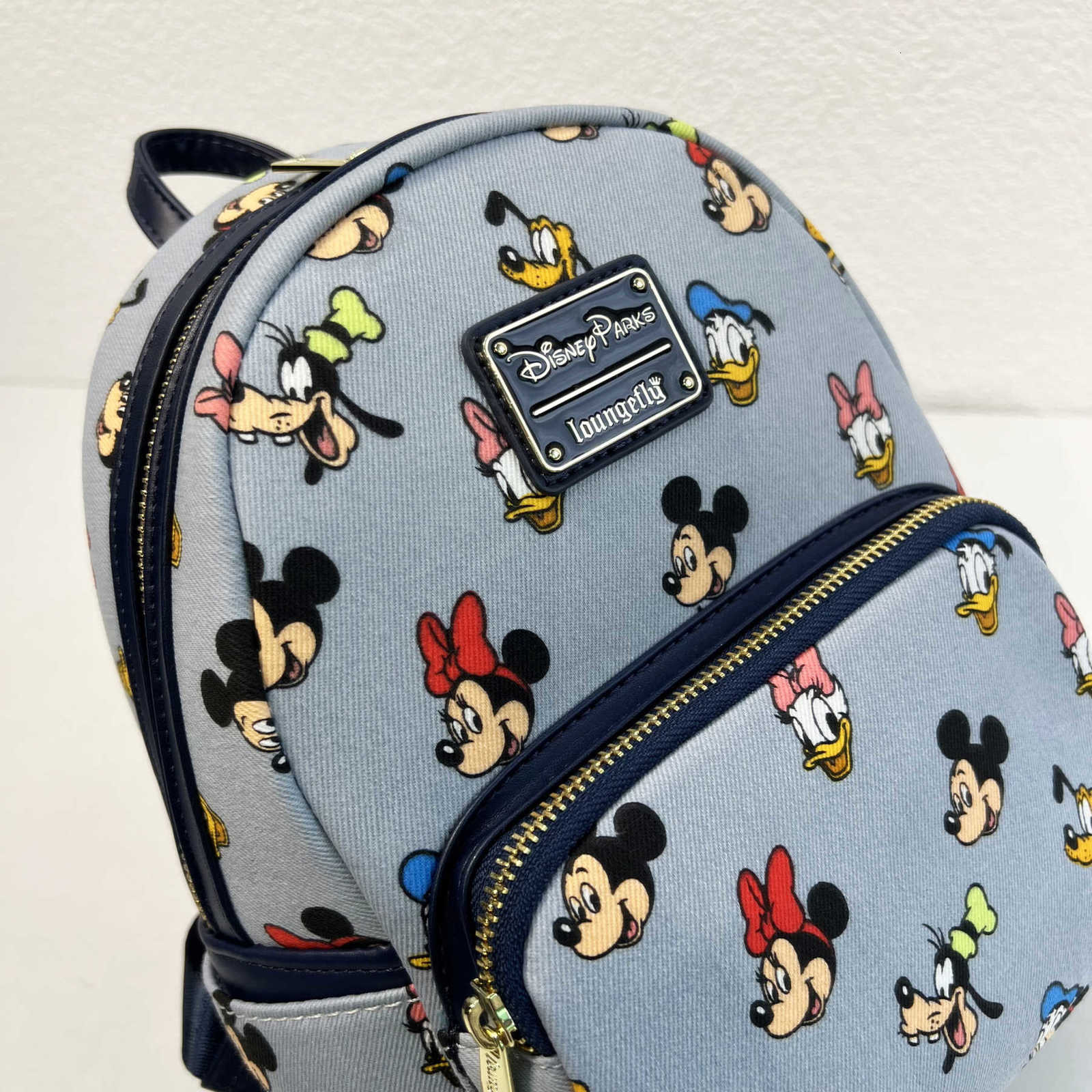Disney Miniature Character-Themed Rucksack Fun-Inspired Unisex Mickey Mouse Padded Laptop Case Ideal For Travelling H251119