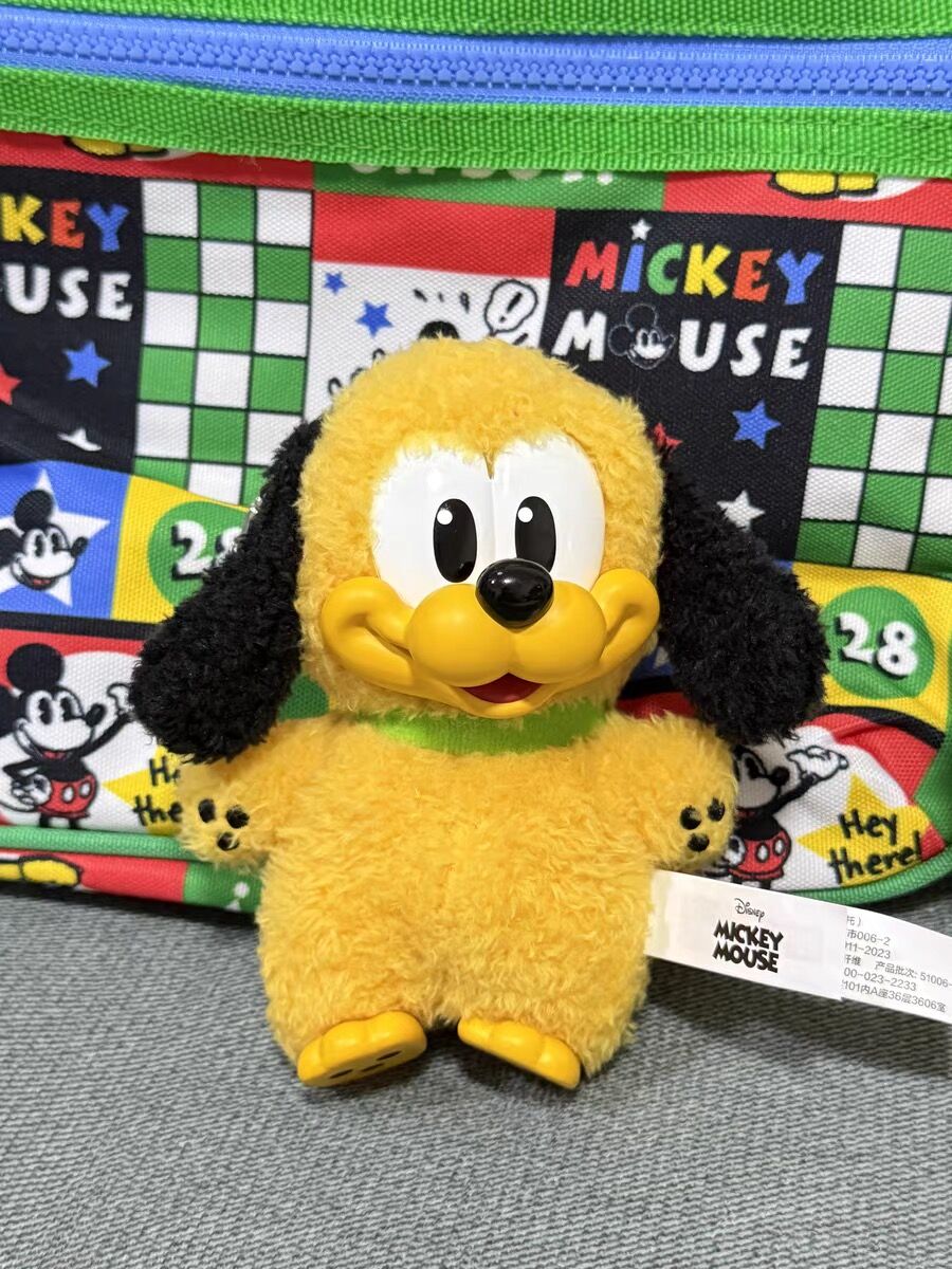 Disney New Genuine Disney Mickey Family Cute Together Keychain Series Blind Box Mickey Minnie Donald Duck Chip Dale Suprise Box Gift W250517