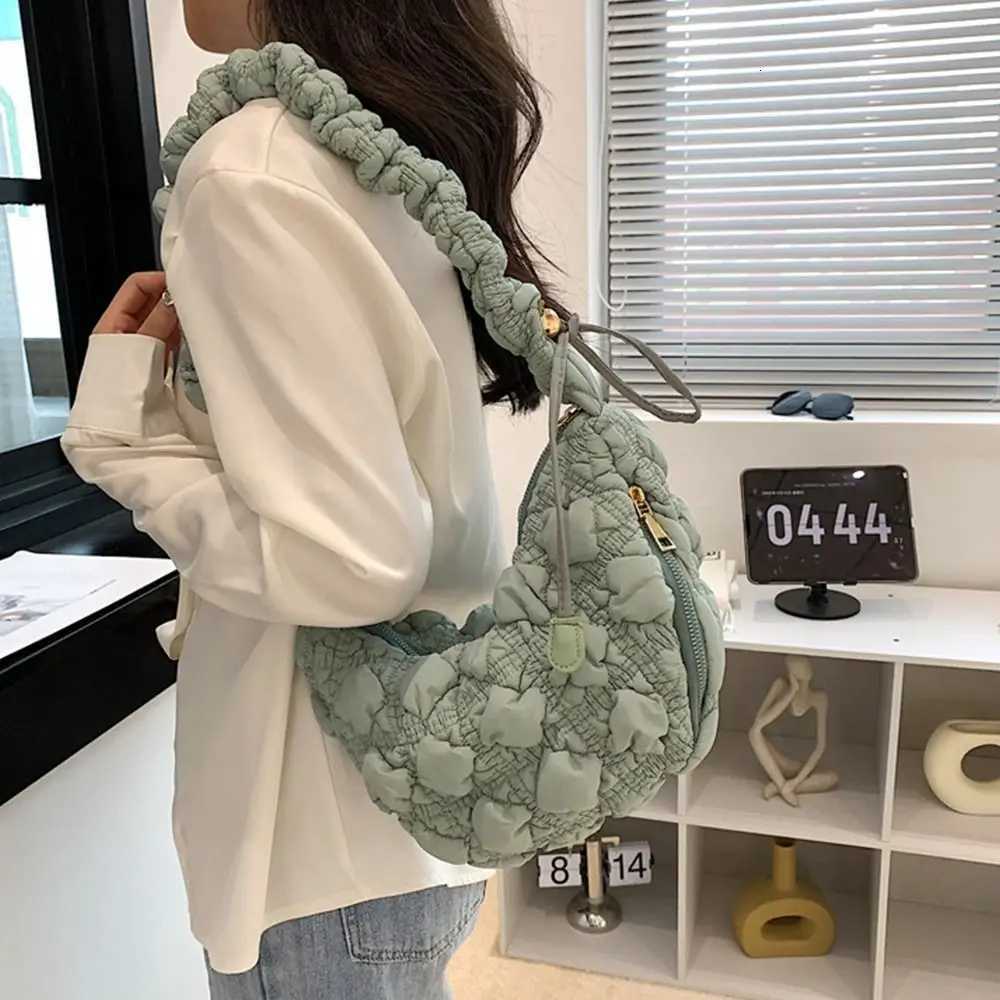 Temperament Space Cotton Korean Shoulder Bag Korean Style Banquet Rhombus Plaid Handbag Solid Color Plaid Bubble Cloud Bag Lady Y250730