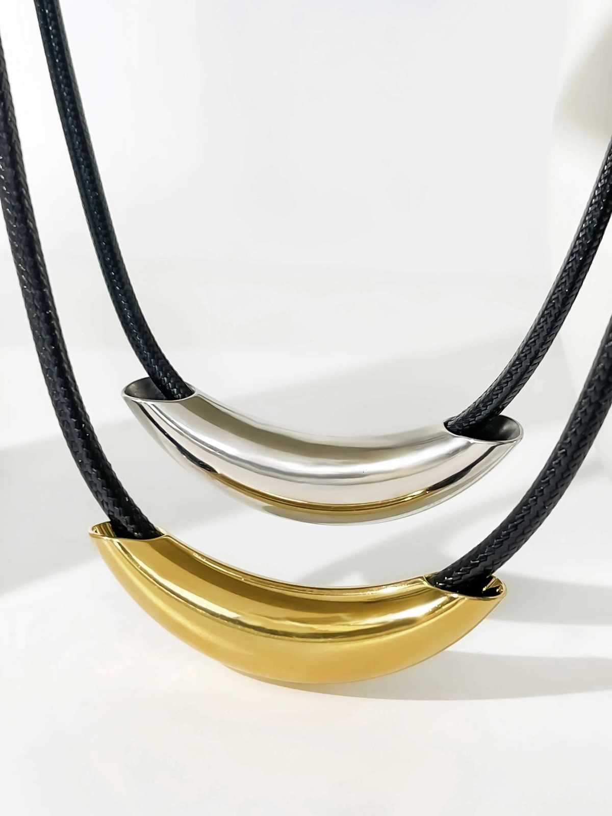 Perisbox Free Tarnish Gold Plated Tube Choker Necklace for Women Punk Stainless Steel Black Leather Rope Fashion Collar Jewelry Z250731 Z250910