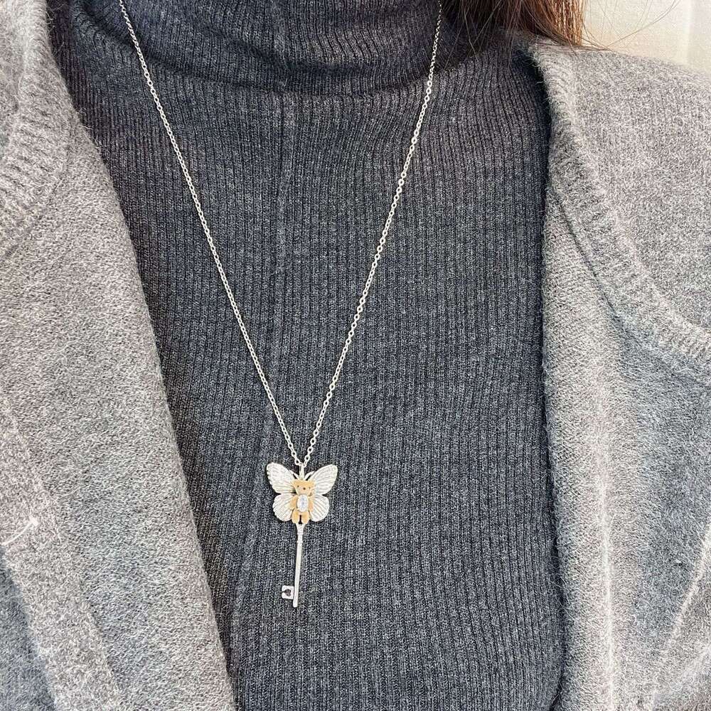 Little Bear Butterfly Key Pendant Necklace for Women, Autumn and Winter Accessories, Sweater Chain, Niche Design Sense, High-end Hoodie Chain Jewelry 