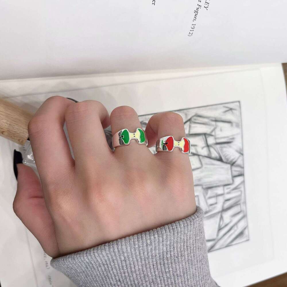 An Apple Core Open Fruit Niche Design Creative Unique Personality Fashion Ring Birthday Gift 791