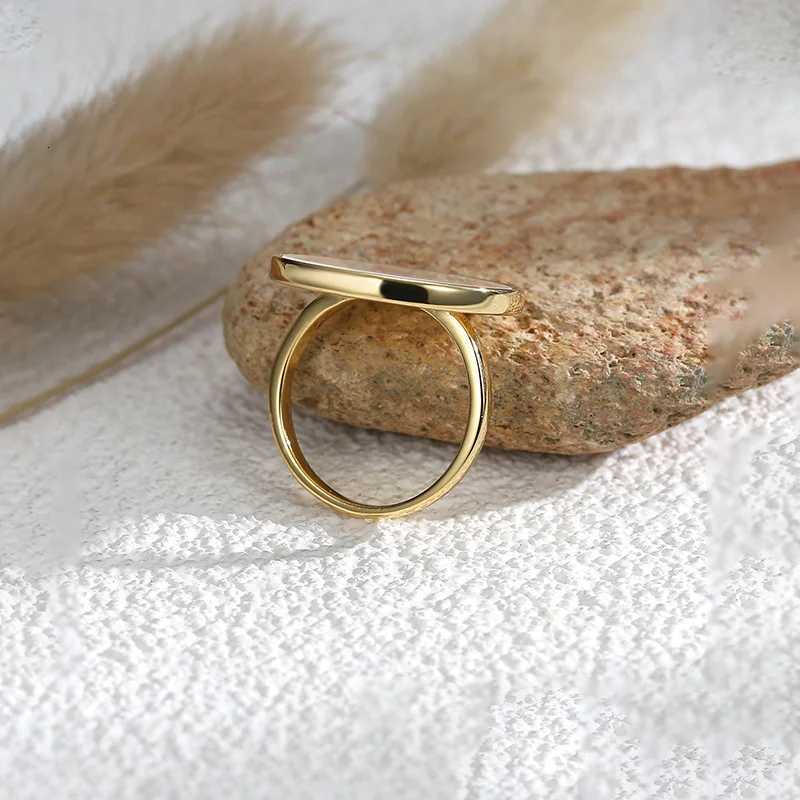 French Retro Simple Natural Shell Stone Round Ring for Women Fashion Temperament Knuckle Ring Index Finger Ring Girl Jewelry y250730