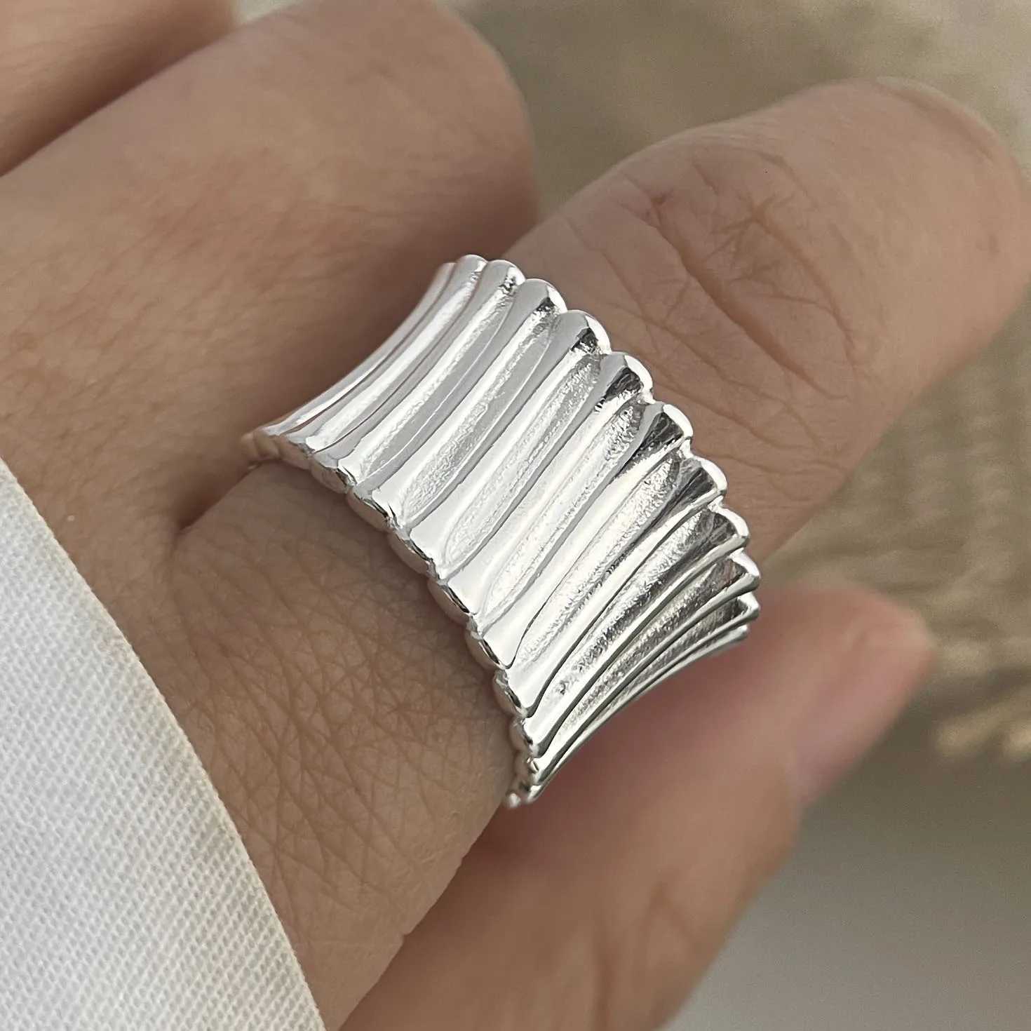 925 Sterling Silver Rings for Women Couple Minimalist Handmade Simple Round Line Ring Party Jewelry Gift Prevent Allergies y250730